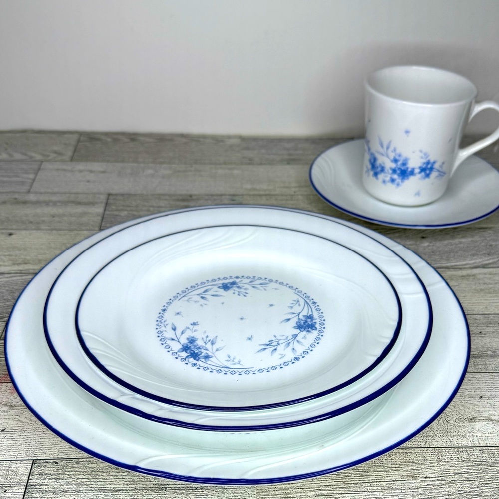 Vintage Corelle Impressions Celestial Blue setting for 3